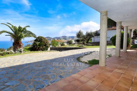 Villa de 5 dormitorios en venta en El Port De La Selva, Gerona, Cataluña, Spain № 6024 - foto 26