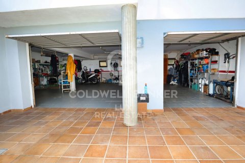 Villa de 5 dormitorios en venta en El Port De La Selva, Gerona, Cataluña, Spain № 6024 - foto 8