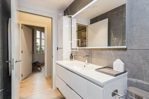 2 bedrooms penthouse for sale in Barcelona, Catalonia, Spain № 3969 - photo 23
