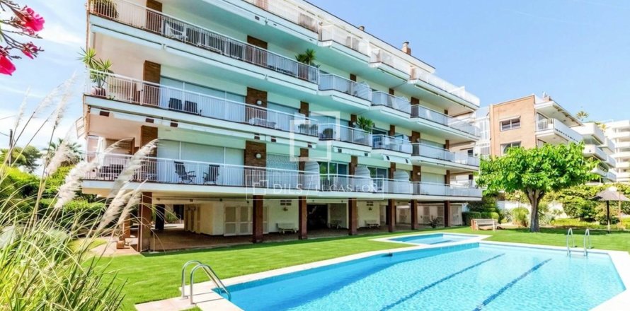 Apartamento de 2 dormitorios en venta en Sitges, Barcelona, Cataluña, Spain № 3968