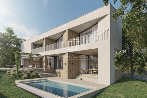 Villa de 4 dormitorios en venta en Vilassar de Dalt, Barcelona, Cataluña, Spain № 3963 - foto 2