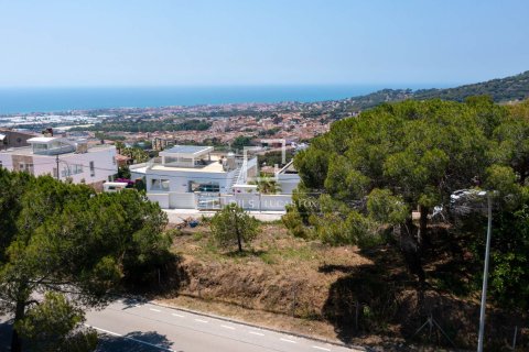 Villa de 4 dormitorios en venta en Vilassar de Dalt, Barcelona, Cataluña, Spain № 3963 - foto 7