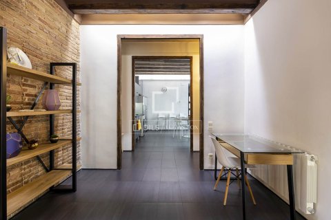 Apartamento de 3 dormitorios en venta en Barcelona, Cataluña, Spain № 3966 - foto 11