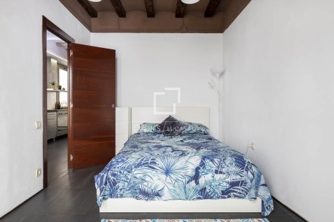 Apartamento de 3 dormitorios en venta en Barcelona, Cataluña, Spain № 3966 - foto 20