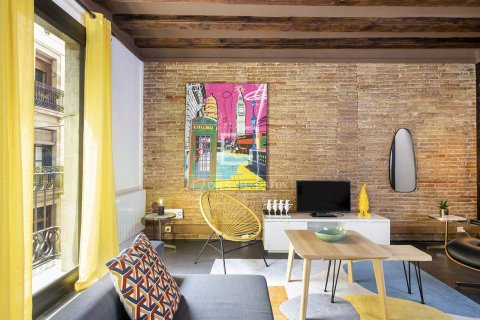 Apartamento de 3 dormitorios en venta en Barcelona, Cataluña, Spain № 3966 - foto 4