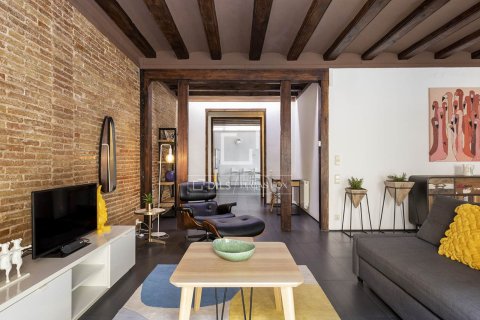 Apartamento de 3 dormitorios en venta en Barcelona, Cataluña, Spain № 3966 - foto 9
