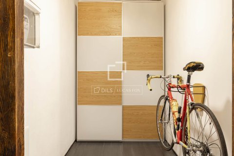 Apartamento de 3 dormitorios en venta en Barcelona, Cataluña, Spain № 3966 - foto 27