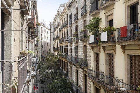 Apartamento de 3 dormitorios en venta en Barcelona, Cataluña, Spain № 3966 - foto 8