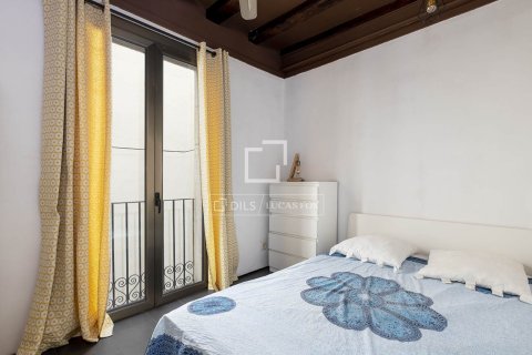 Apartamento de 3 dormitorios en venta en Barcelona, Cataluña, Spain № 3966 - foto 23