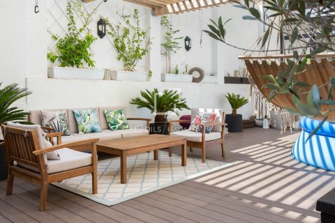 3 bedrooms apartment for sale in Barcelona, Catalonia, Spain № 3772 - photo 8