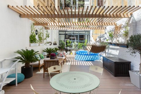 3 bedrooms apartment for sale in Barcelona, Catalonia, Spain № 3772 - photo 6