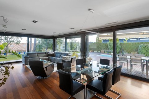 Купить виллу в Премия де Дальт, Испания с 4 спальни, 485м², № 3770 - фото 2