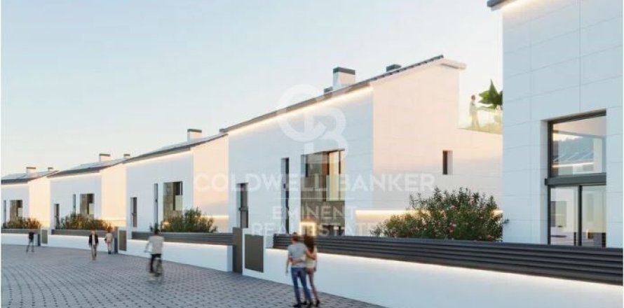 Сasa de 4 dormitorios en venta en Montgat, Barcelona, Cataluña, Spain № 5320