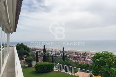 Villa de 6 dormitorios en venta en Castelldefels, Barcelona, Cataluña, Spain № 5317 - foto 7