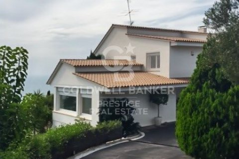 Villa de 6 dormitorios en venta en Castelldefels, Barcelona, Cataluña, Spain № 5317 - foto 15