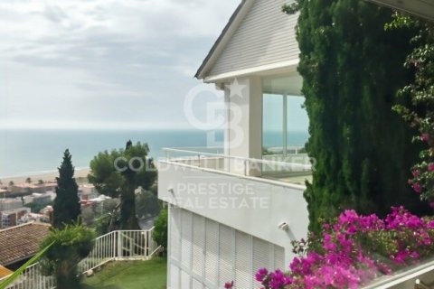 Villa de 6 dormitorios en venta en Castelldefels, Barcelona, Cataluña, Spain № 5317 - foto 6