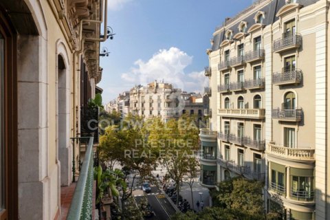 Ático de 3 dormitorios en venta en Barcelona, Cataluña, Spain № 5318 - foto 21