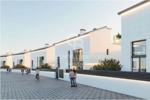 Сasa de 4 dormitorios en venta en Montgat, Barcelona, Cataluña, Spain № 5319