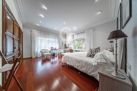 Apartamento de 7 dormitorios en venta en Barcelona, Cataluña, Spain № 5315 - foto 25