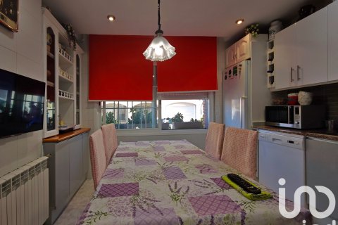 Casa adosada de 4 dormitorios en venta en Sant Llorenc D'hortons, Barcelona, Cataluña, Spain № 4787 - foto 7