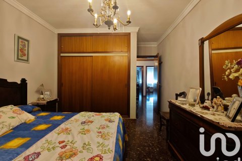 Casa adosada de 4 dormitorios en venta en Sant Llorenc D'hortons, Barcelona, Cataluña, Spain № 4787 - foto 24