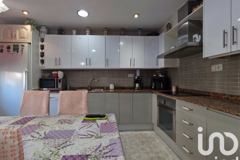 Casa adosada de 4 dormitorios en venta en Sant Llorenc D'hortons, Barcelona, Cataluña, Spain № 4787 - foto 6