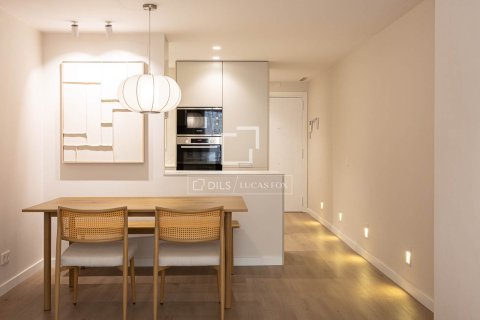 Apartamento de 3 dormitorios en venta en Barcelona, Cataluña, Spain № 3840 - foto 6