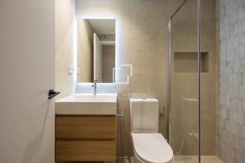 Apartamento de 3 dormitorios en venta en Barcelona, Cataluña, Spain № 3840 - foto 23