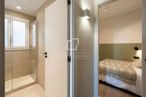 Apartamento de 2 dormitorios en venta en Barcelona, Cataluña, Spain № 3837 - foto 15