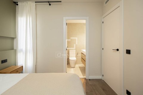 Apartamento de 2 dormitorios en venta en Barcelona, Cataluña, Spain № 3837 - foto 12