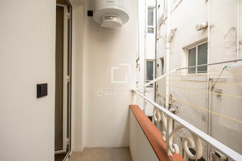 Apartamento de 2 dormitorios en venta en Barcelona, Cataluña, Spain № 3837 - foto 25