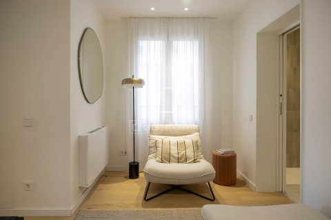 2 bedrooms apartment for sale in Barcelona, Catalonia, Spain № 4323 - photo 30
