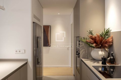 2 bedrooms apartment for sale in Barcelona, Catalonia, Spain № 4323 - photo 10