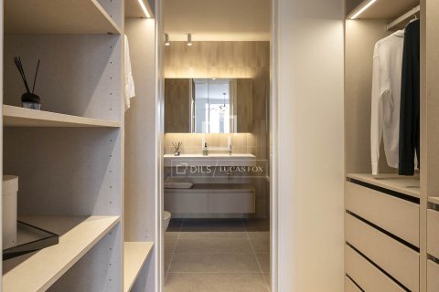 2 bedrooms apartment for sale in Barcelona, Catalonia, Spain № 4323 - photo 4