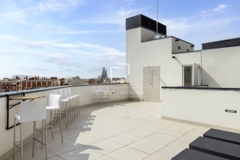 1 bedroom penthouse for sale in Barcelona, Catalonia, Spain № 4321 - photo 8