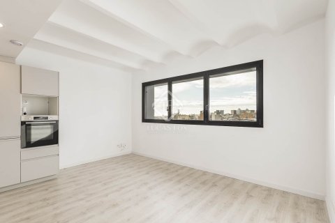 1 bedroom penthouse for sale in Barcelona, Catalonia, Spain № 4321 - photo 16