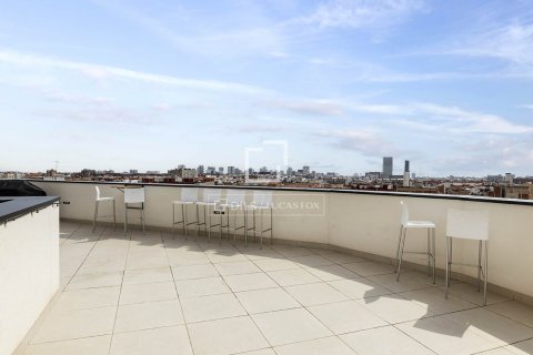 1 bedroom penthouse for sale in Barcelona, Catalonia, Spain № 4321 - photo 6