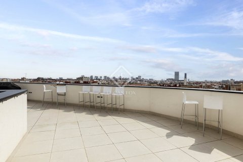 1 bedroom penthouse for sale in Barcelona, Catalonia, Spain № 4321 - photo 18