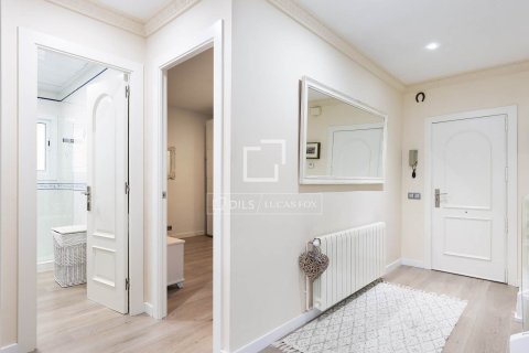 Villa de 4 dormitorios en venta en Castelldefels, Barcelona, Cataluña, Spain № 4326 - foto 15