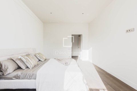 4 bedrooms apartment for sale in Barcelona, Catalonia, Spain № 4324 - photo 27