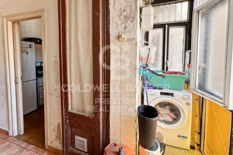 Купить квартиру в Барселона, Испания с 3 спальни, 67м², № 7839 - фото 4