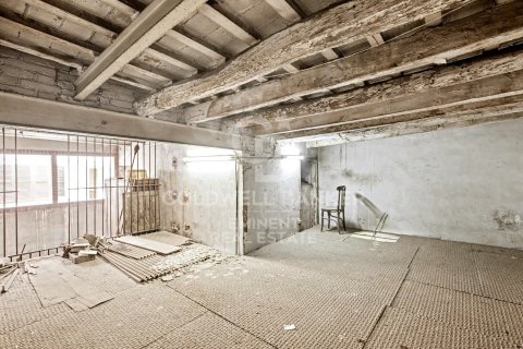 5 bedrooms apartment for sale in Barcelona, Catalonia, Spain № 7842 - photo 23