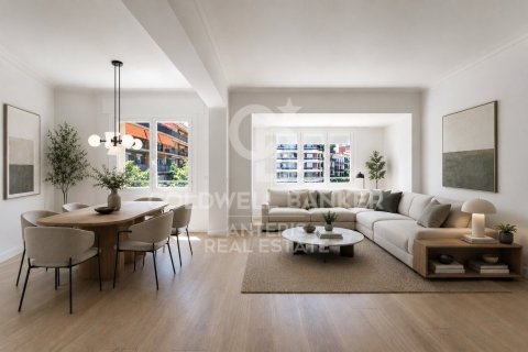 Apartamento de 3 dormitorios en venta en Barcelona, Cataluña, Spain № 7841