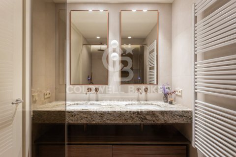 Apartamento de 203 m² en venta en Barcelona, Cataluña, Spain № 7844 - foto 15