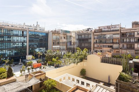 Apartamento de 203 m² en venta en Barcelona, Cataluña, Spain № 7844 - foto 6