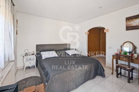 Сasa de 3 dormitorios en venta en Pau, Gerona, Cataluña, Spain № 7840 - foto 13