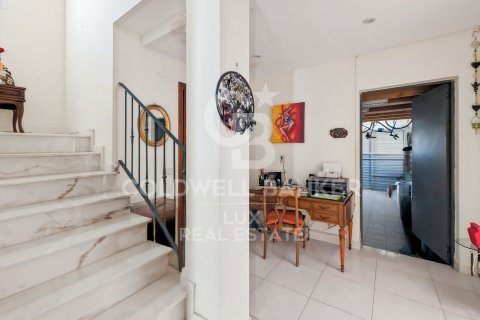 Сasa de 3 dormitorios en venta en Pau, Gerona, Cataluña, Spain № 7840 - foto 6