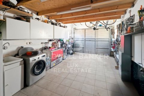 Сasa de 3 dormitorios en venta en Pau, Gerona, Cataluña, Spain № 7840 - foto 16