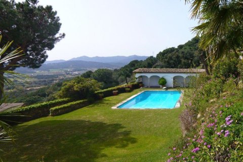 Сasa de 13 dormitorios en venta en Platja D'aro, Gerona, Cataluña, Spain № 1750 - foto 6