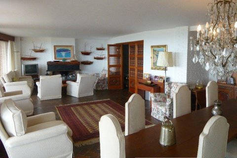 Сasa de 13 dormitorios en venta en Platja D'aro, Gerona, Cataluña, Spain № 1750 - foto 14